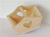 Petit panier en bois dcoupe coeur