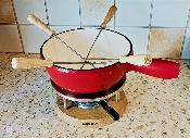 2 Liter Fondue Pot with Accessories
