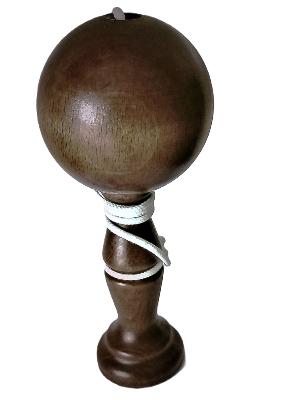Bilboquet en Bois Laqué et Vernis Noir